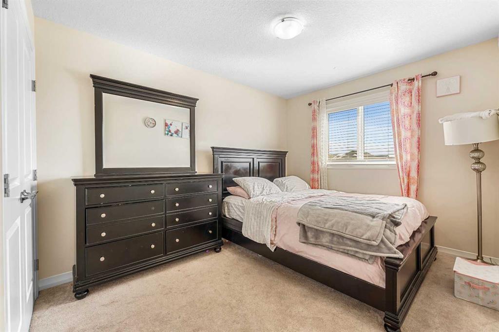 31 Red Sky Passage NE