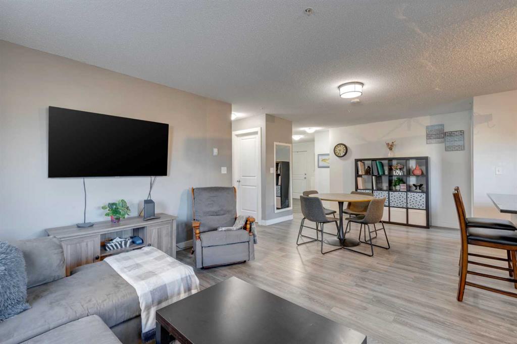 403 Mackenzie Way SW, #3202