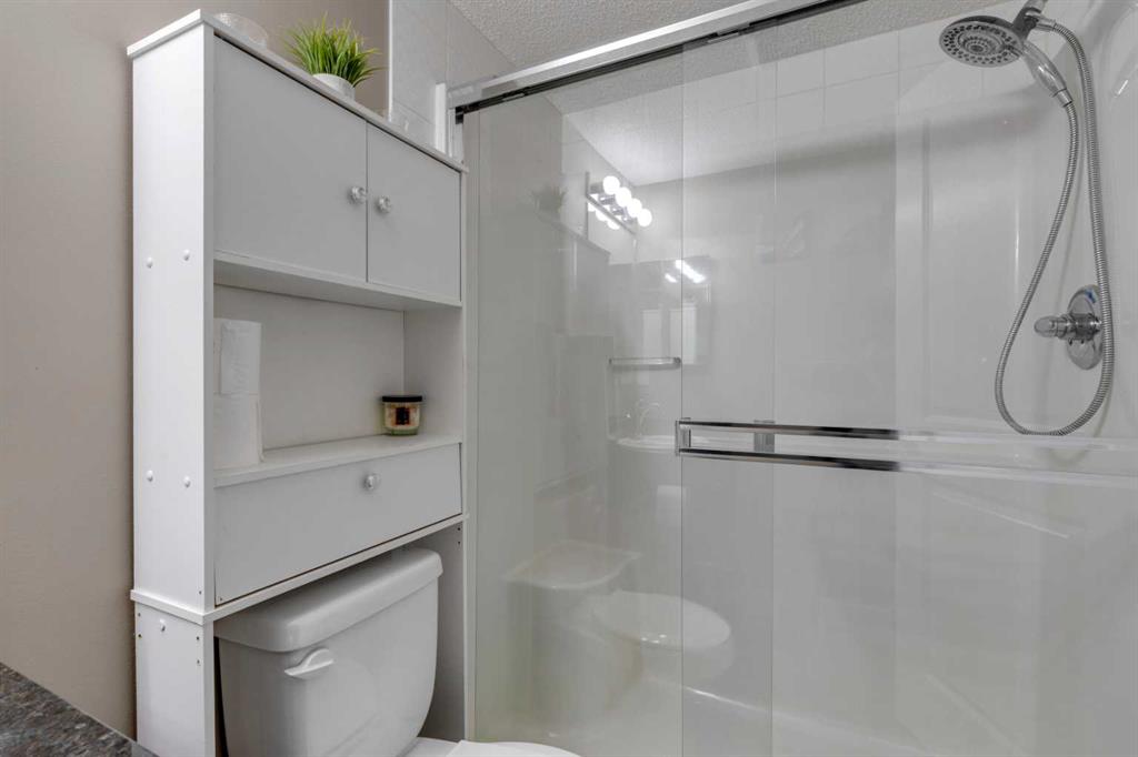 403 Mackenzie Way SW, #3202