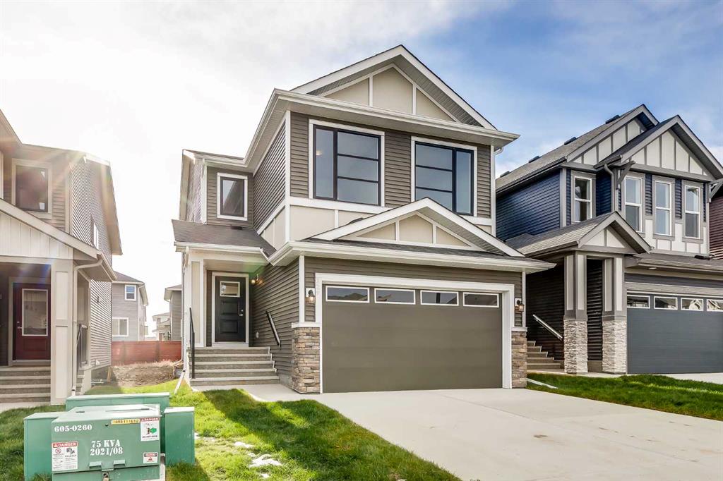 329 Creekrun Crescent SW