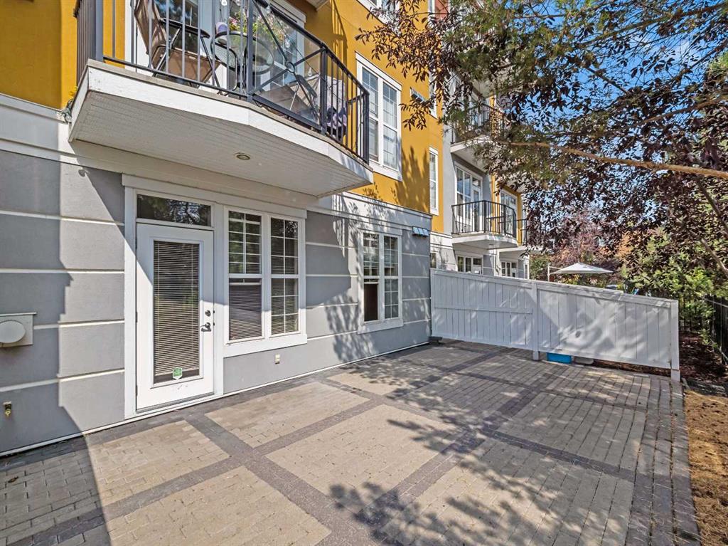 208 Holy Cross SW, #105