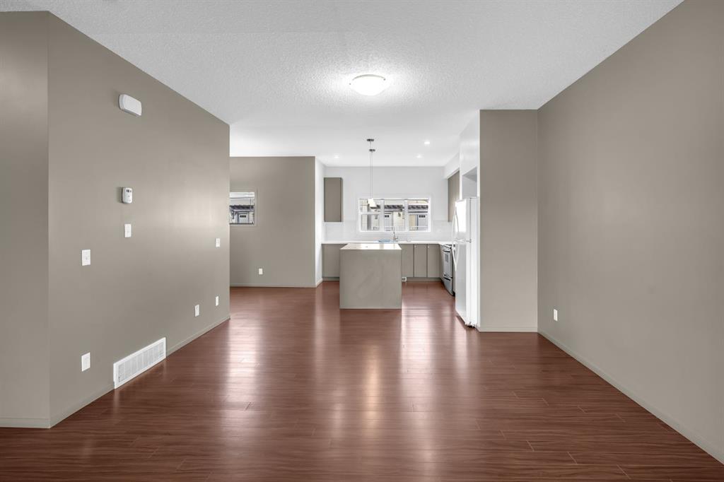 52 Copperstone Cove SE