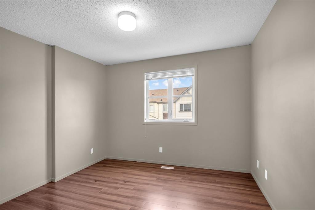 52 Copperstone Cove SE