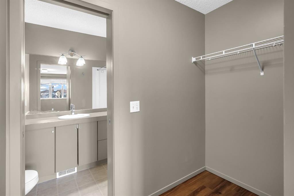 52 Copperstone Cove SE