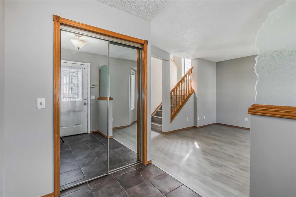 66 Hidden Ranch Circle NW