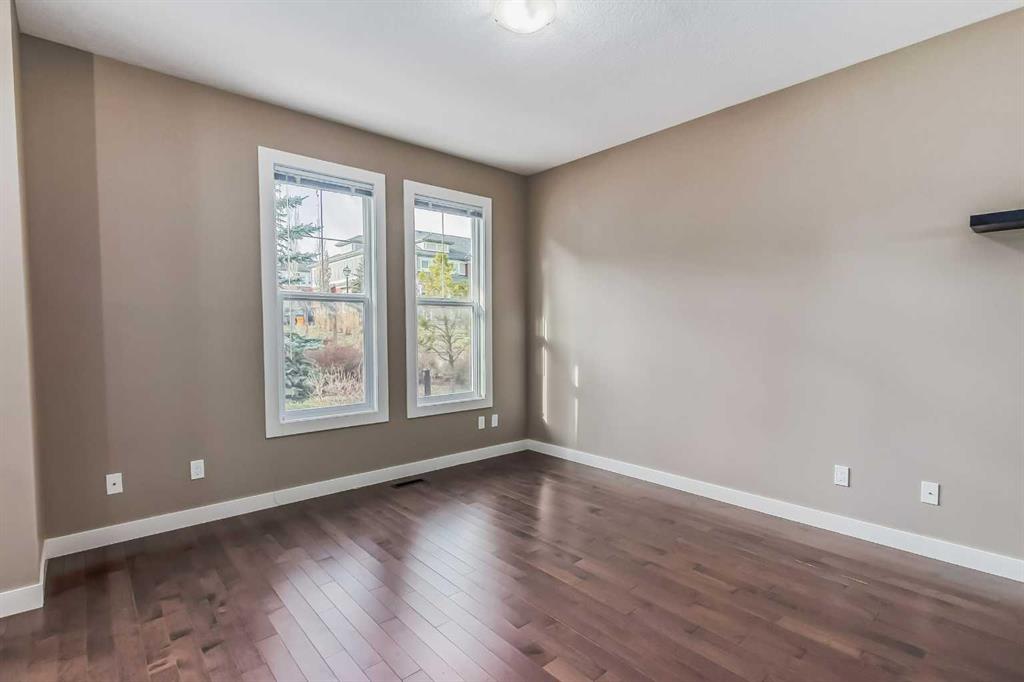 1809 Evanston Square NW