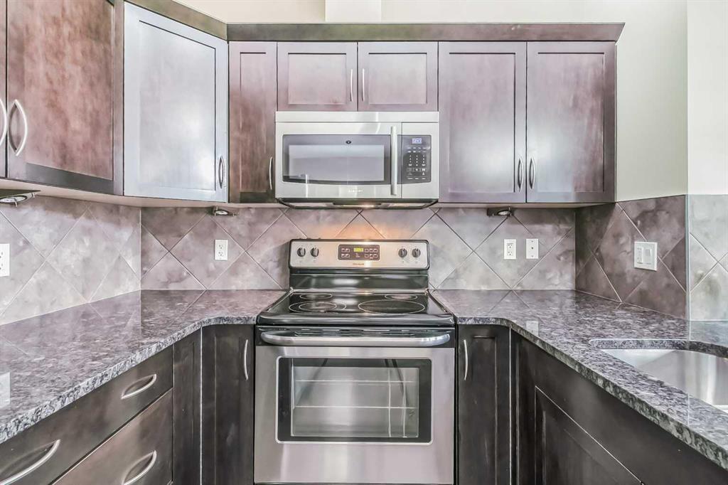1809 Evanston Square NW
