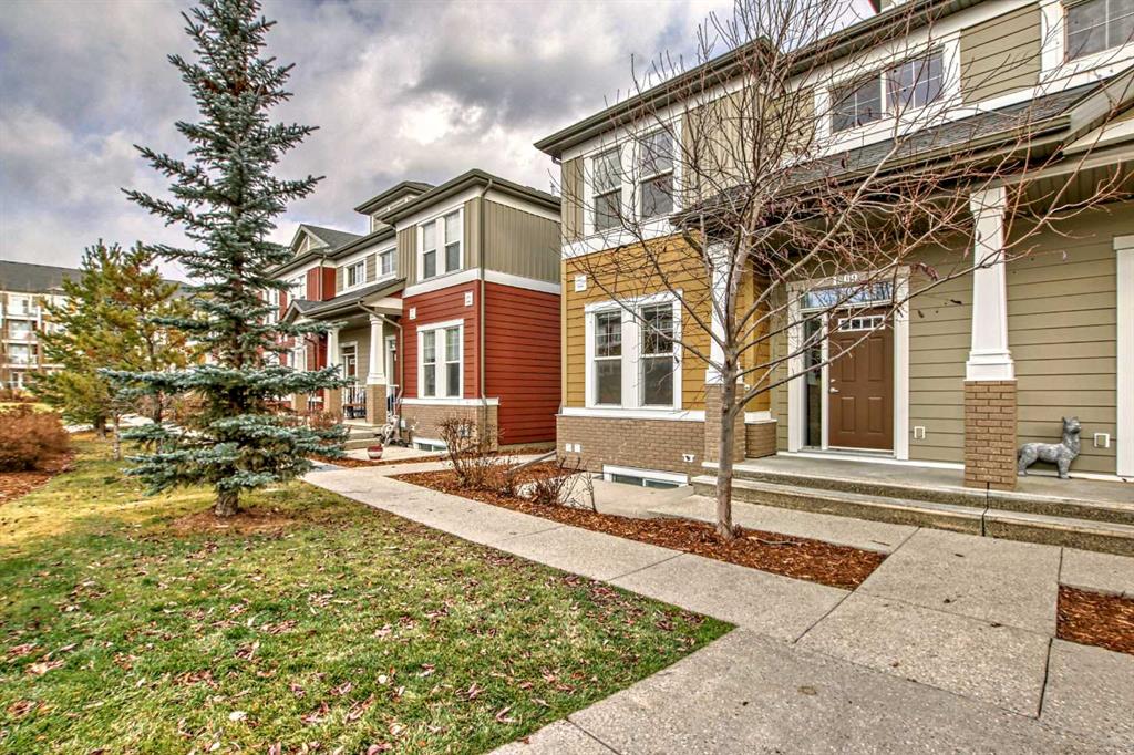 1809 Evanston Square NW