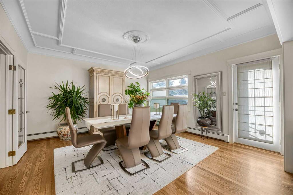 1131 Colborne Crescent SW