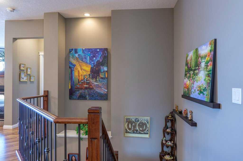 204 Sunset Square