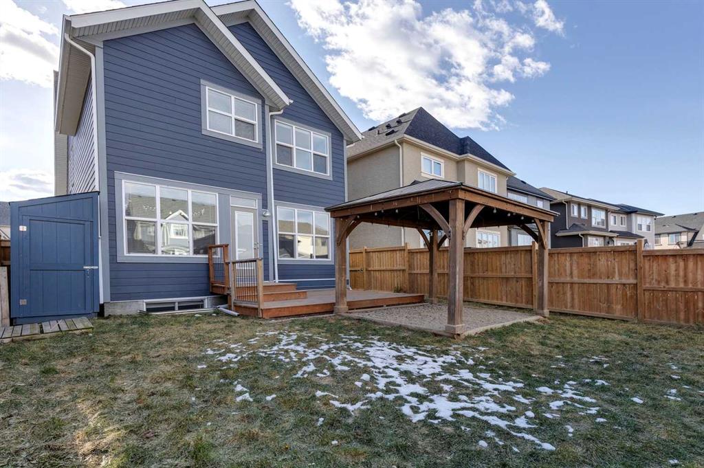 40 Masters Terrace SE