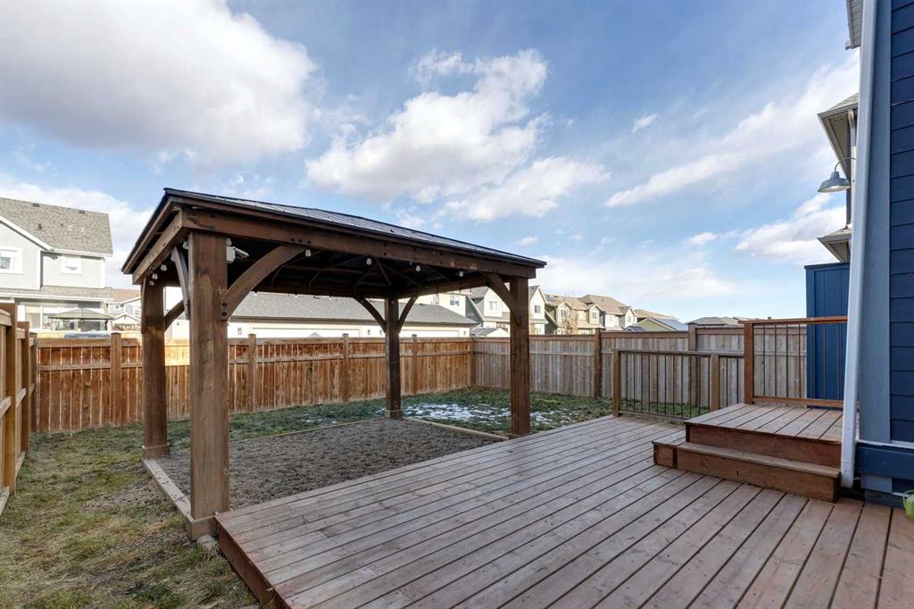 40 Masters Terrace SE