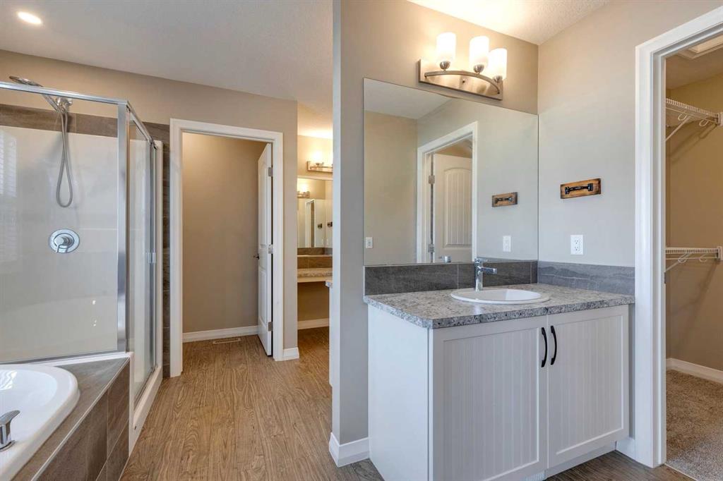 40 Masters Terrace SE