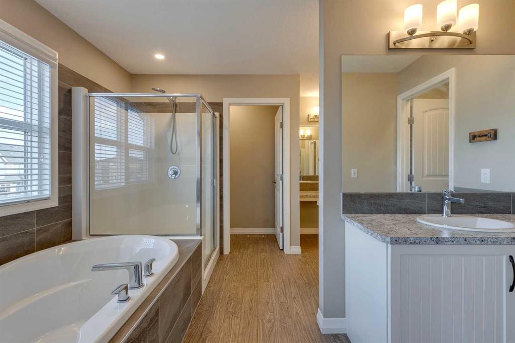 40 Masters Terrace SE
