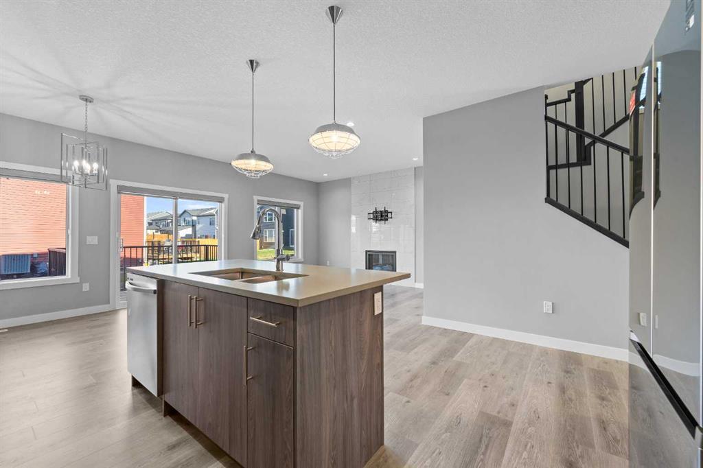 122 Legacy Glen Crescent SE