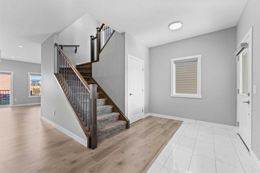 122 Legacy Glen Crescent SE