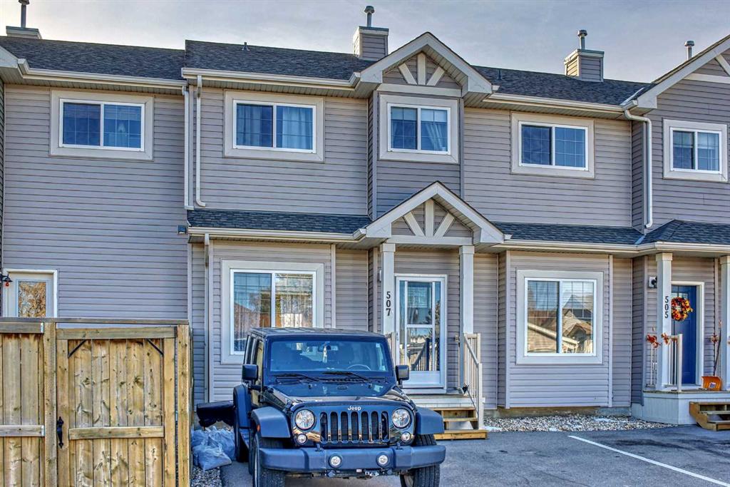 507 Strathaven Mews