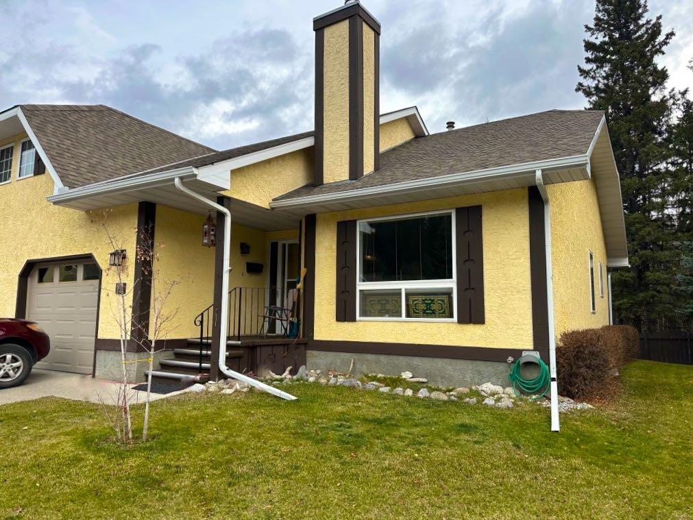 216 Three Sisters Drive, #15