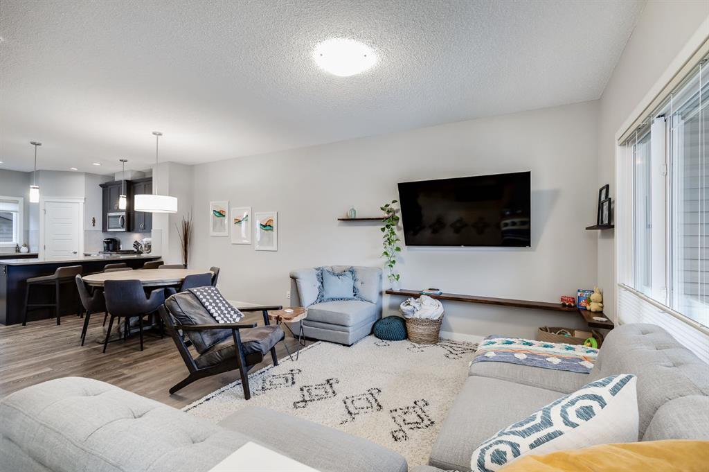 23 Ravenstern Point SE