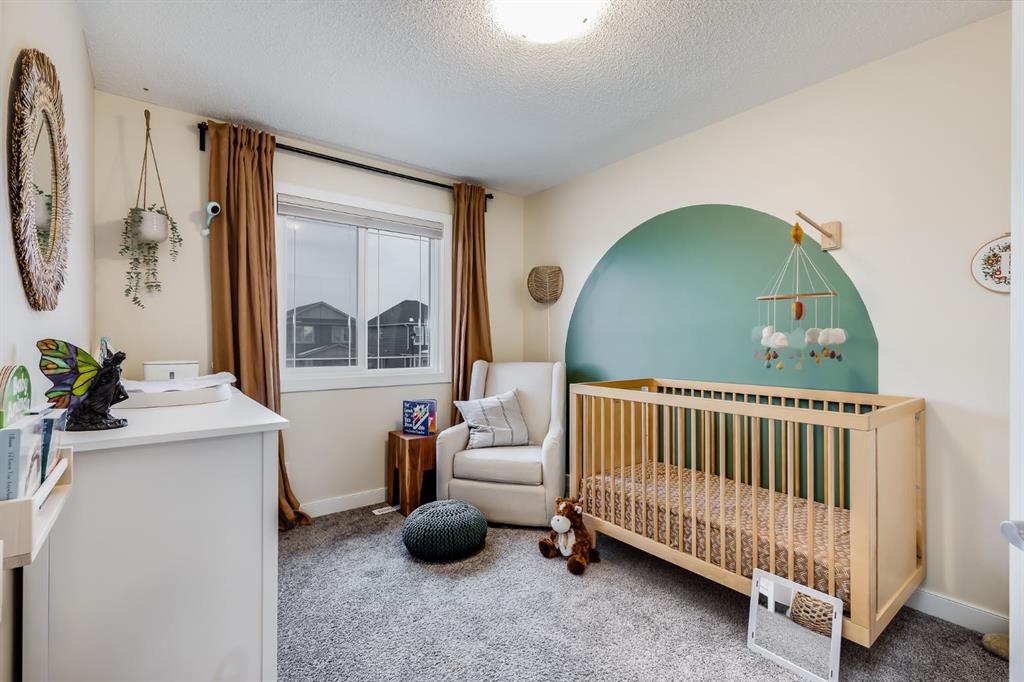 23 Ravenstern Point SE