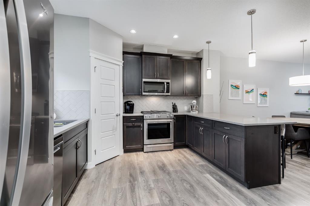 23 Ravenstern Point SE