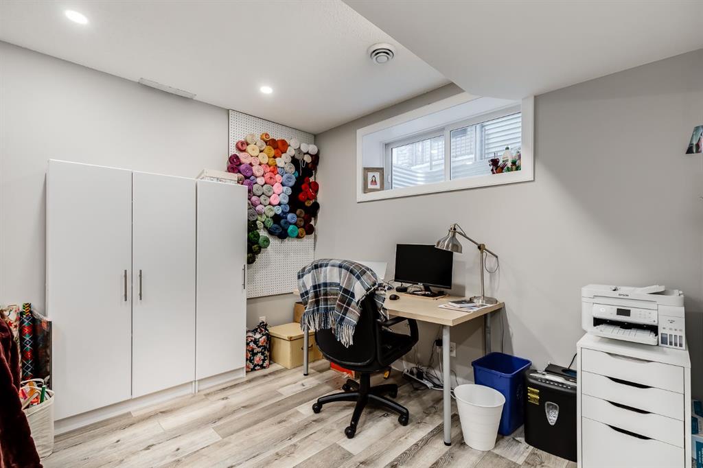 23 Ravenstern Point SE