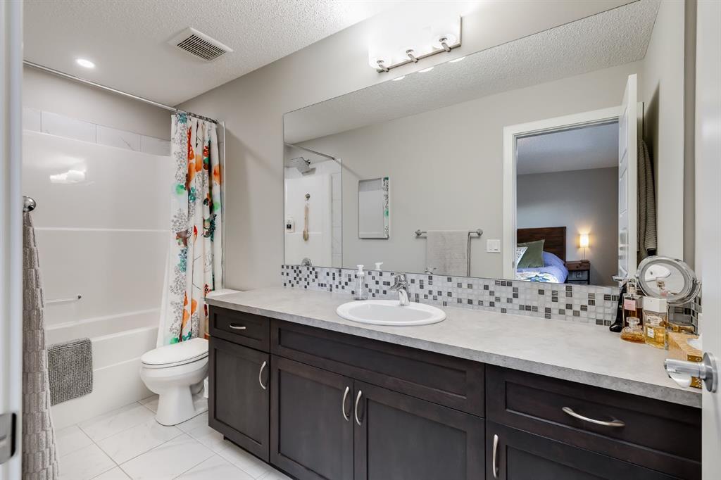 23 Ravenstern Point SE