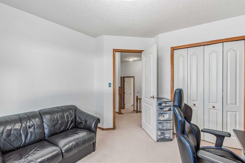 135 Tuscarora Way NW