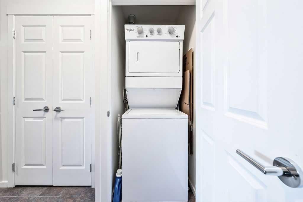 215 Legacy Boulevard SE, #1312
