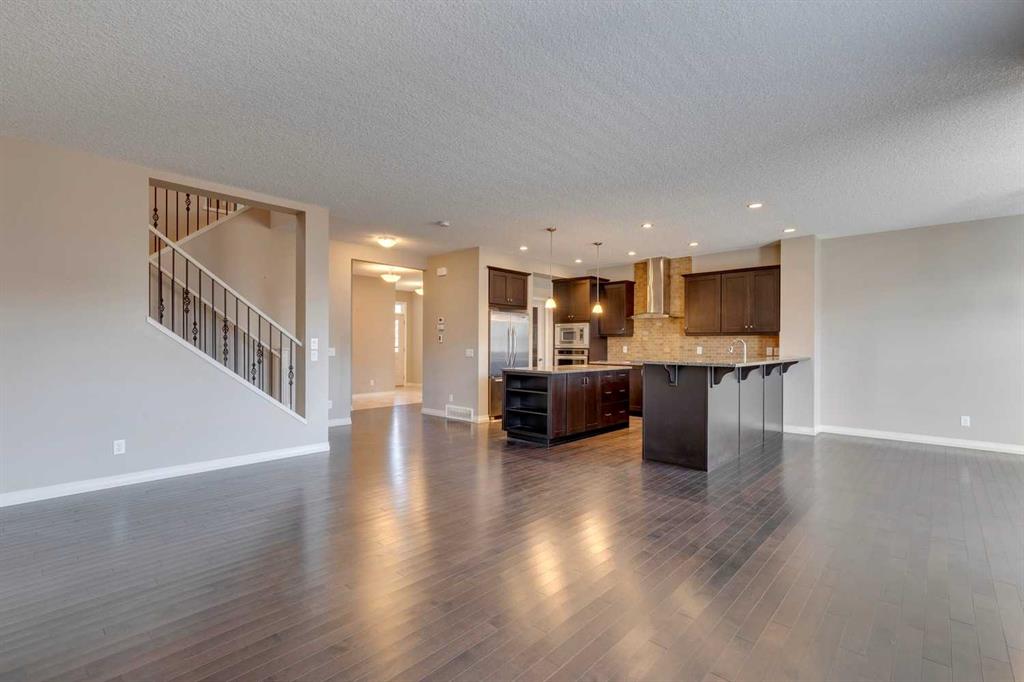 124 Chaparral Valley View SE