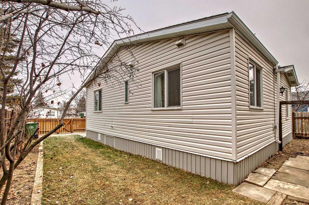 40 Spring Haven Close SE