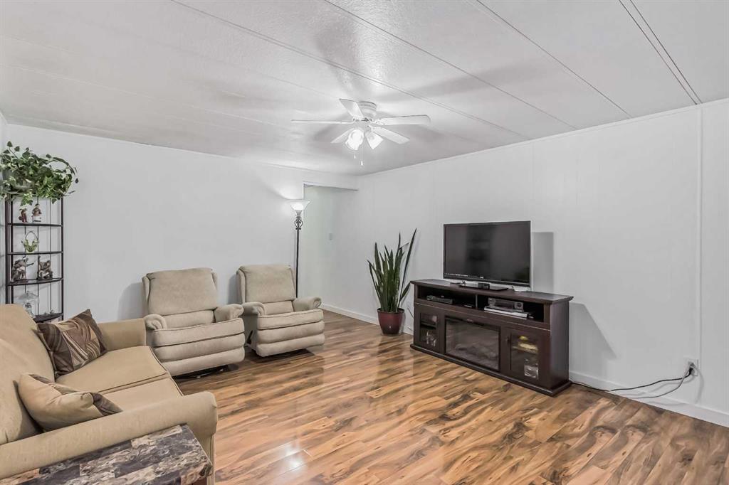 40 Spring Haven Close SE