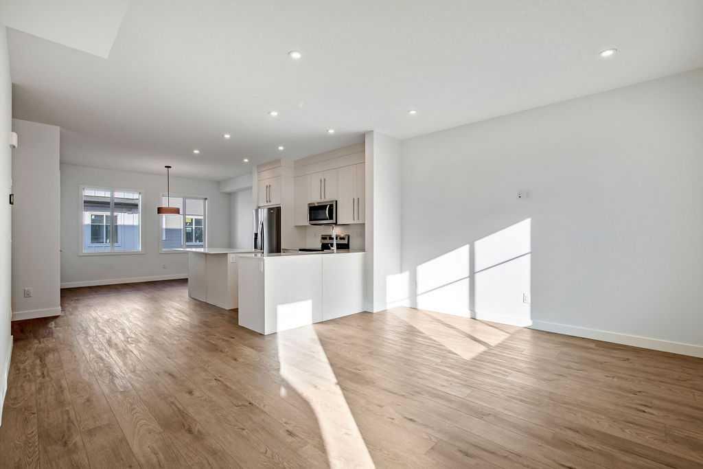 669 Savanna Boulevard NE, #214