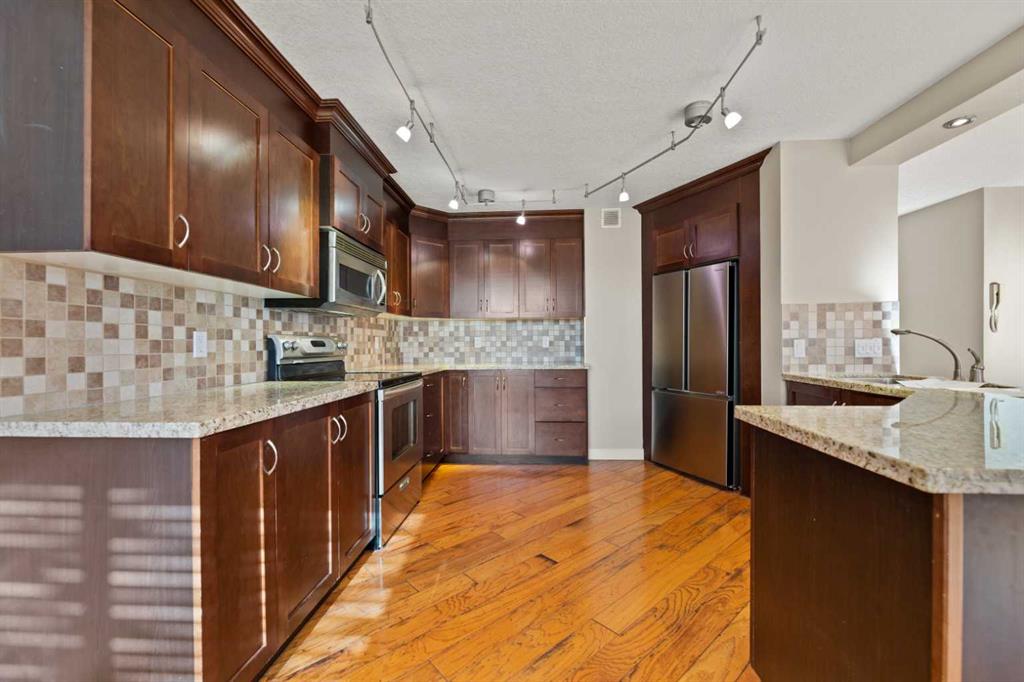 1001 14 Avenue SW, #401