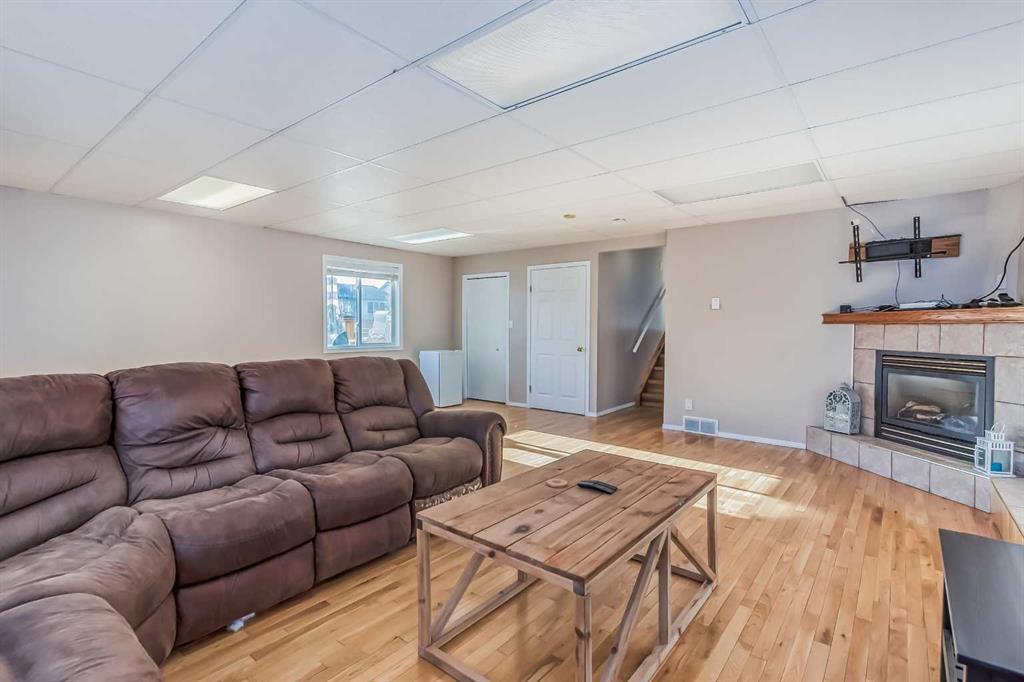 1801 Strathcona Bay