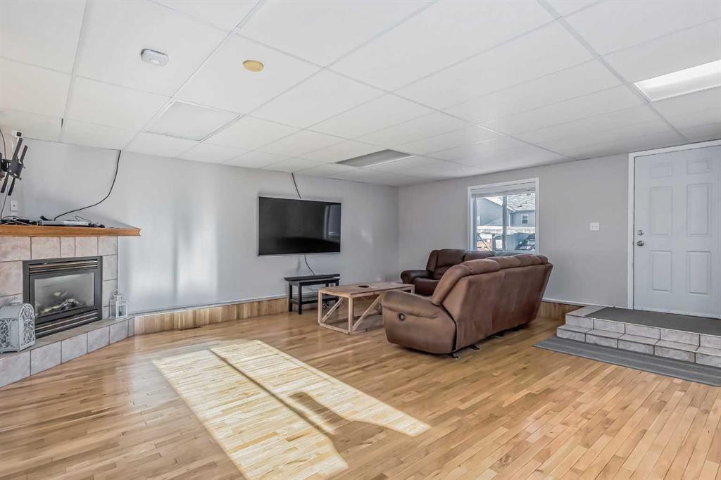 1801 Strathcona Bay
