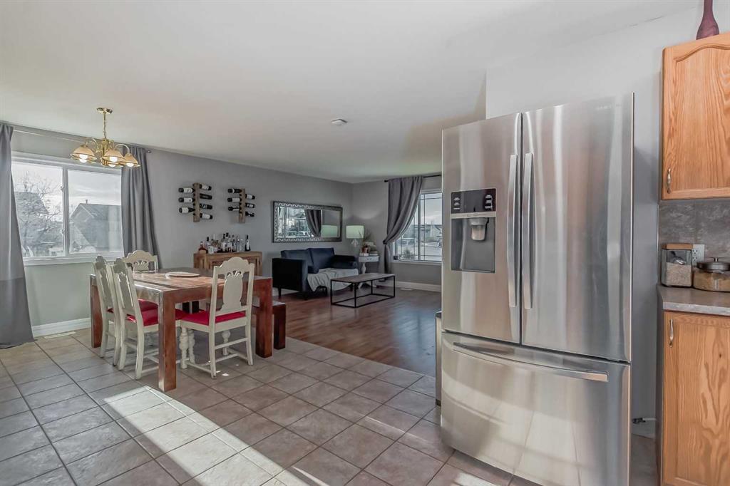 1801 Strathcona Bay
