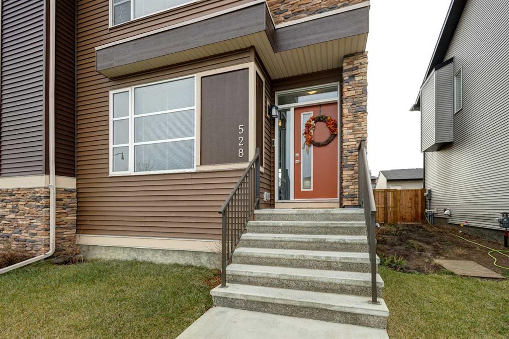 528 West Lakeview Drive