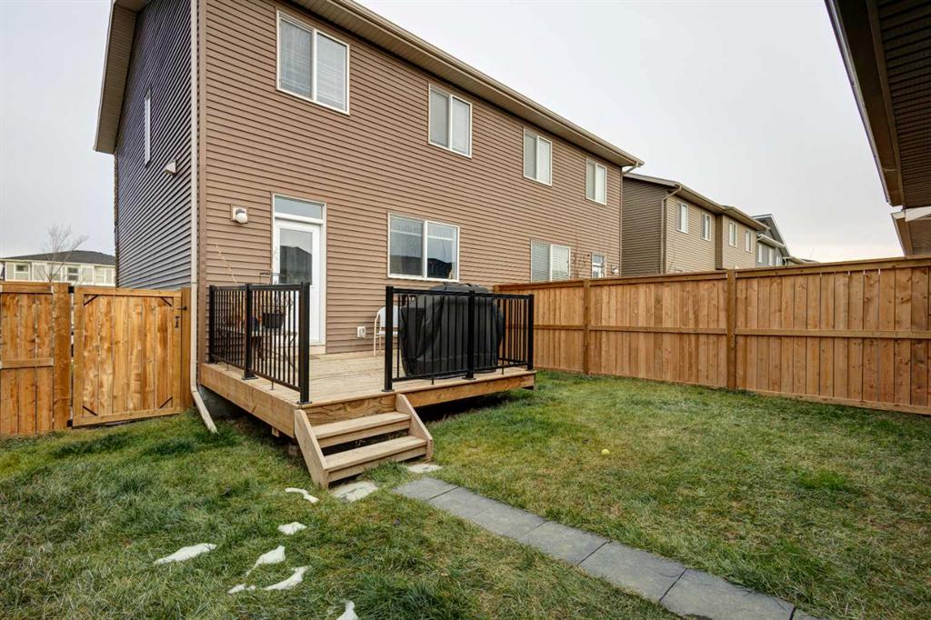 528 West Lakeview Drive