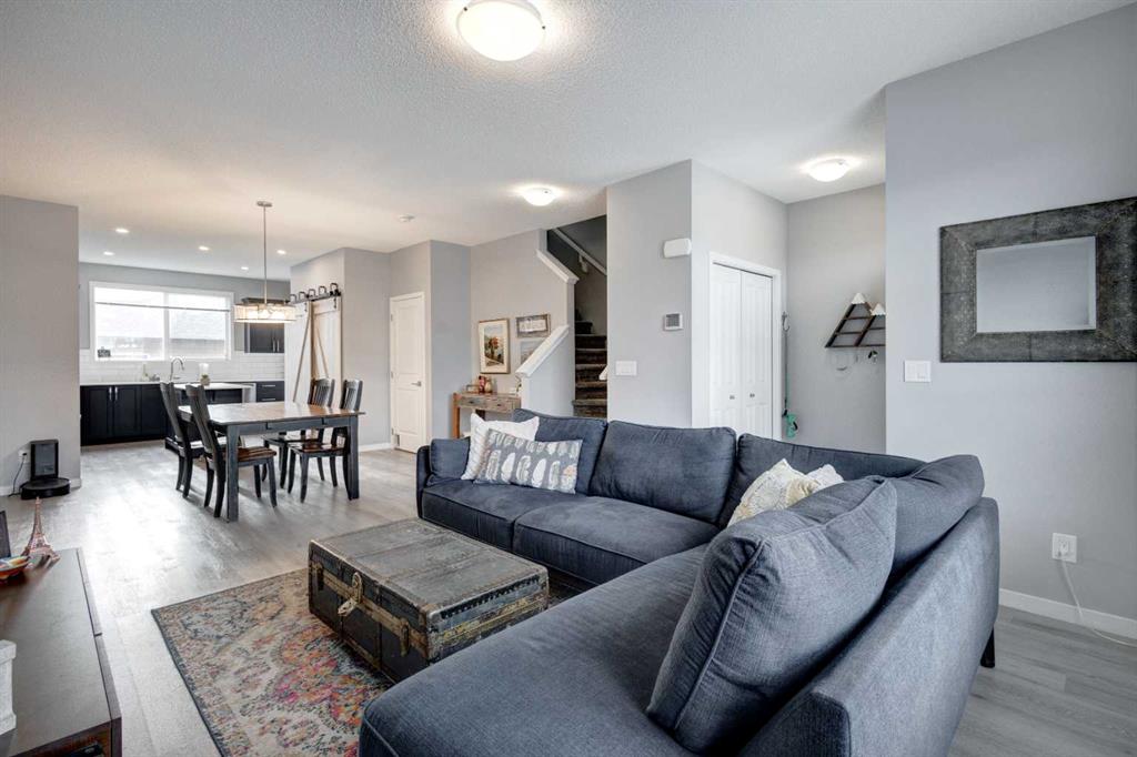 528 West Lakeview Drive