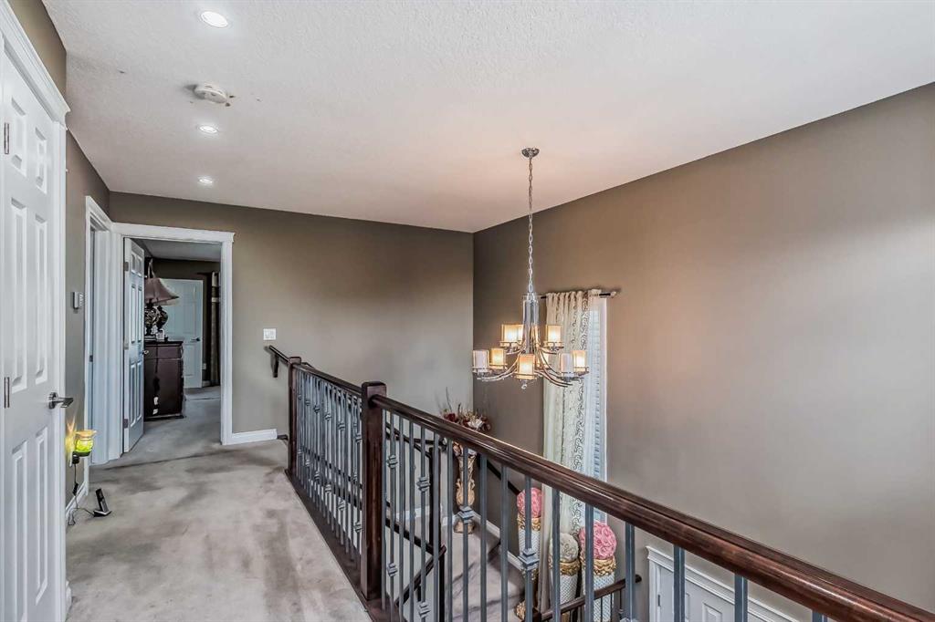 192 Evansborough Crescent NW