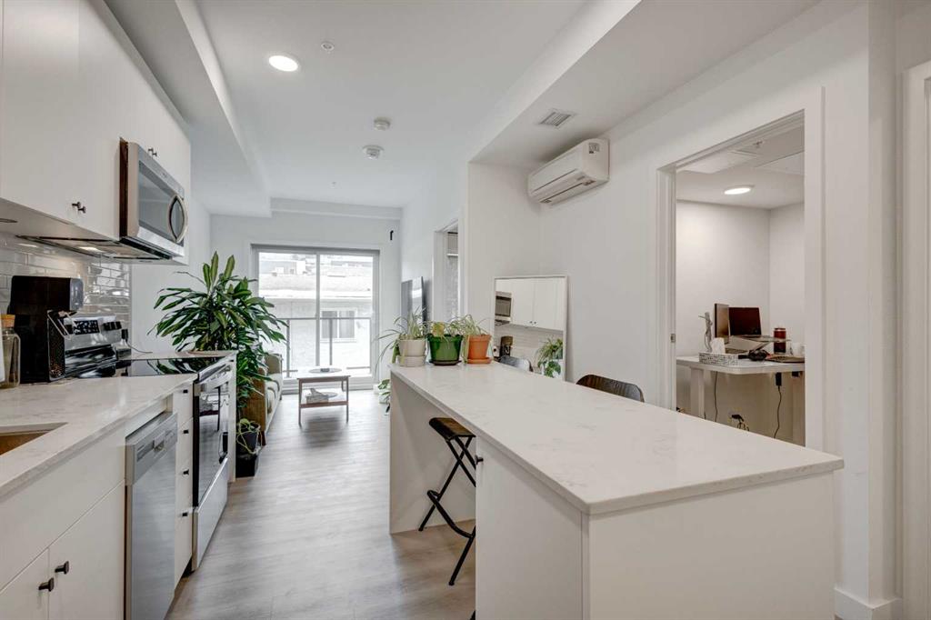 455 1 Avenue NE, #207