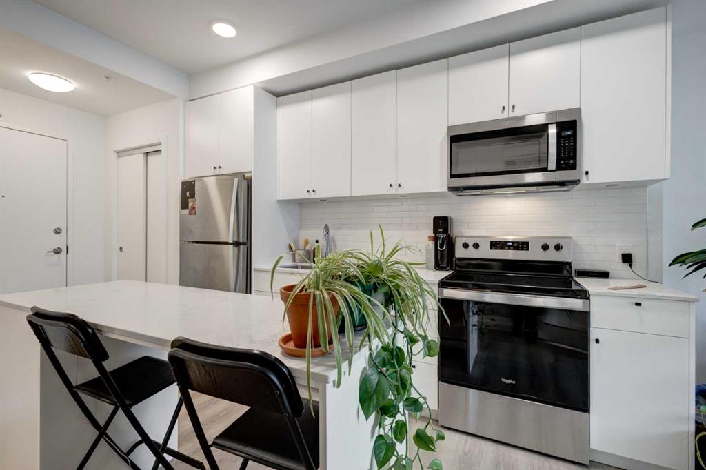 455 1 Avenue NE, #207
