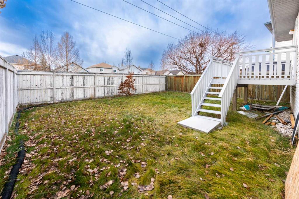 244 Coverdale Court NE
