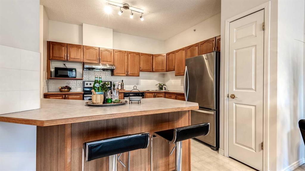 5201 Dalhousie Drive NW, #430