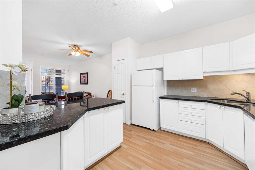 5201 Dalhousie Drive NW, #136