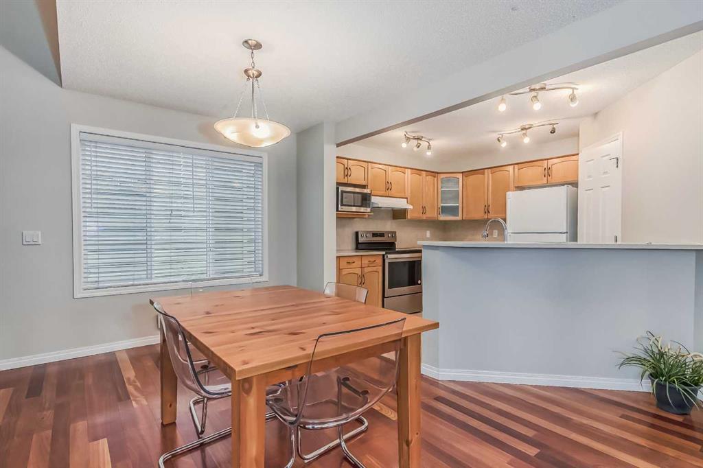 14 Everwoods Green SW