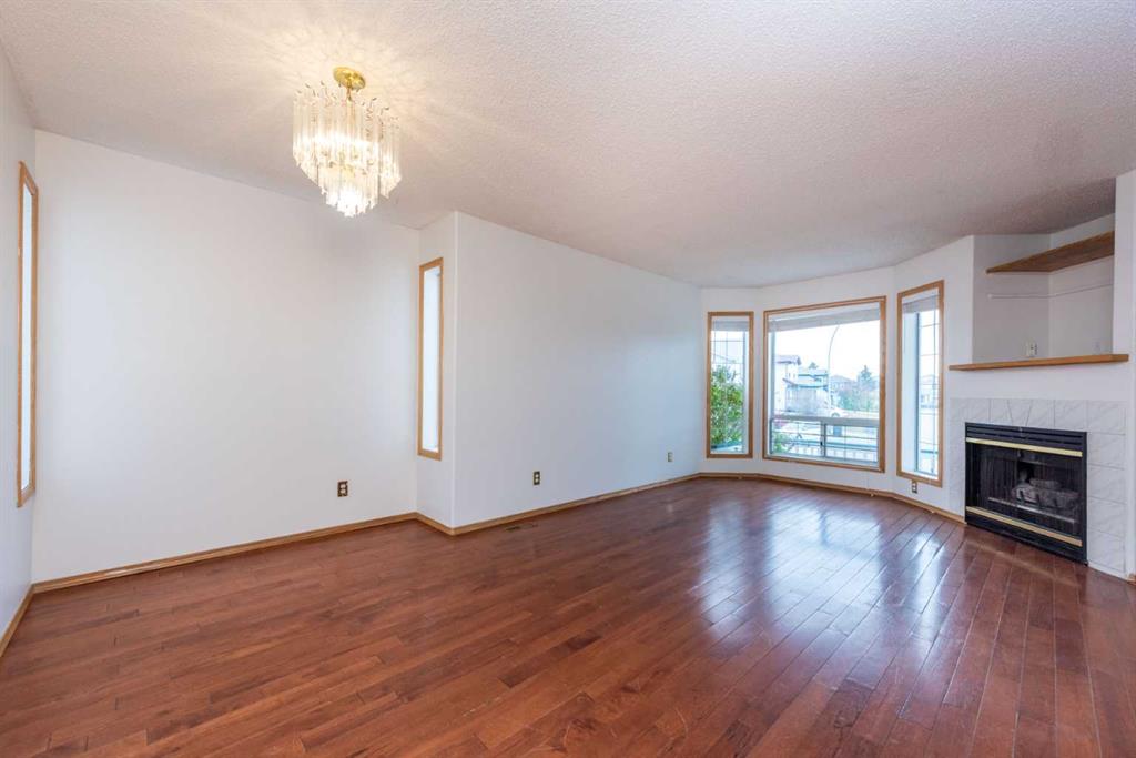 240 Fresno Place NE