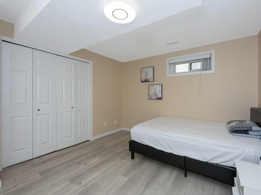 44 Penworth Crescent SE