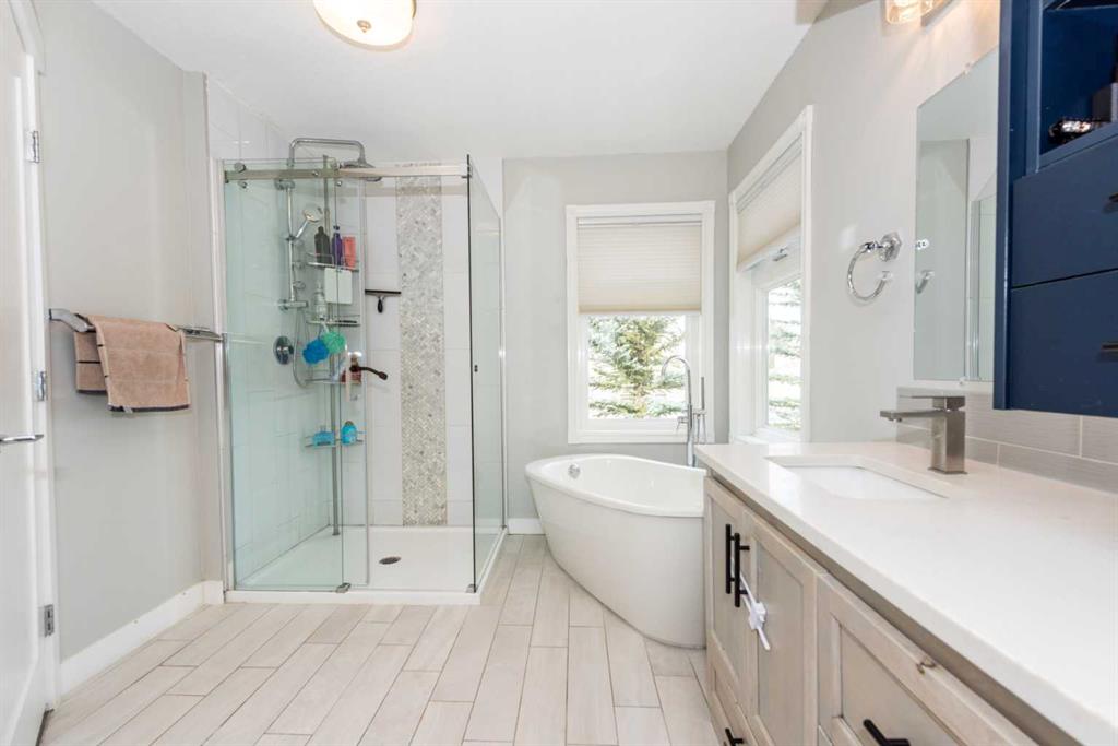 143 Panorama Hills Bay NW